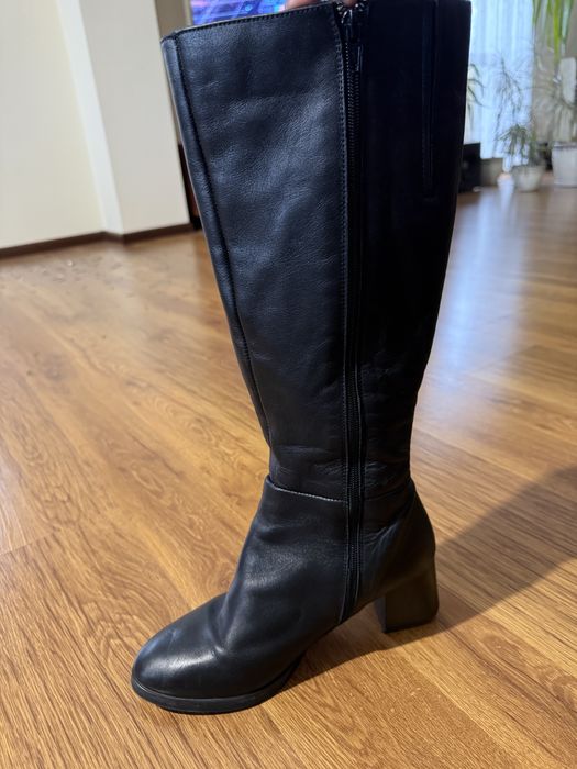 Дамски черно ботуши