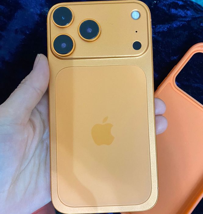 iPhone xr в корпусе 17 pro