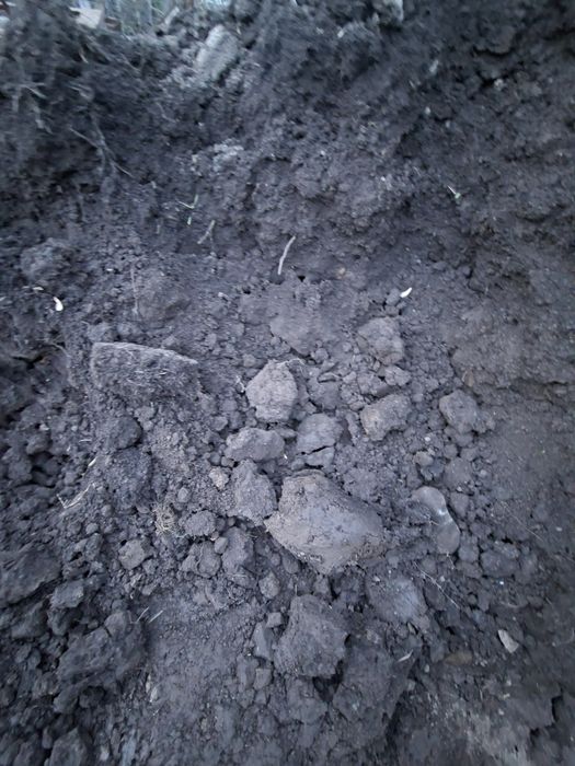 Чернозем горный в мешках