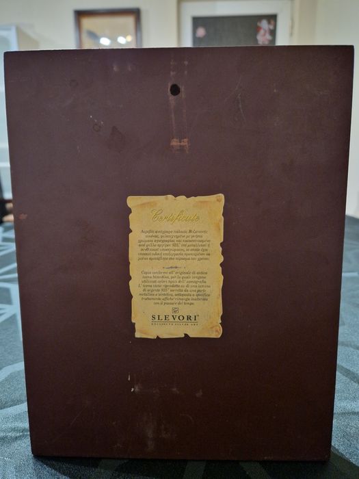 Прекрасна антикварна сребърна икона