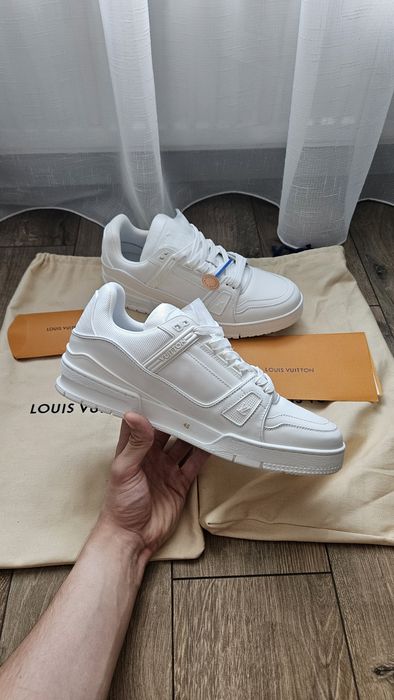 LV Trainer White