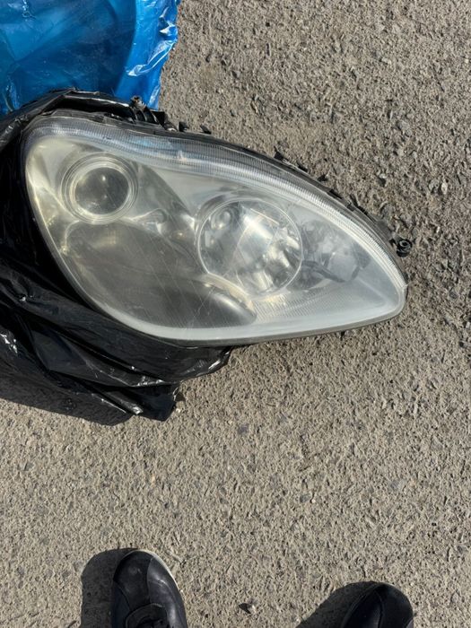 Фара от Мерседес