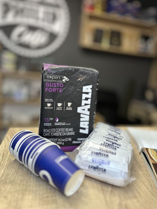 Cafea lavazza zahar si pahare la oferta