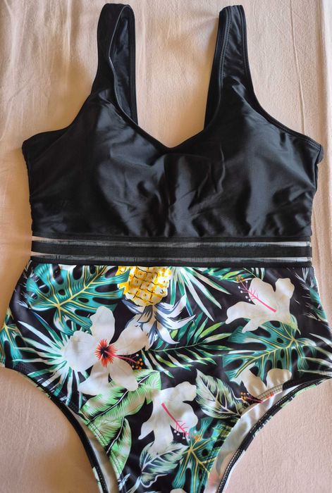 Бански от две части