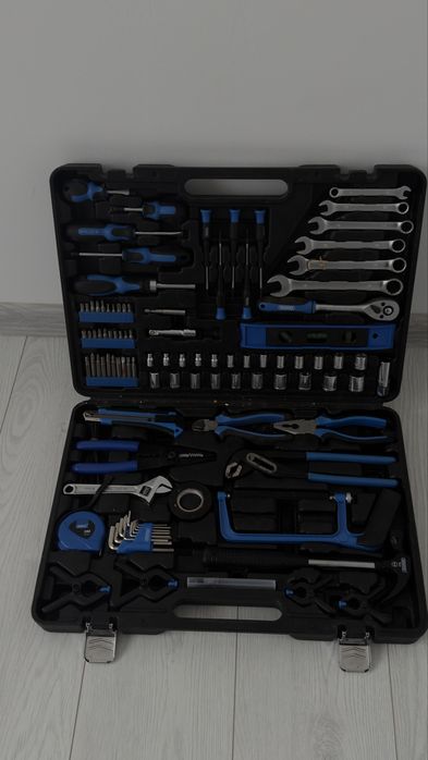 Комплект ръчни инструменти за автомобилна употреба Draper, 138 части