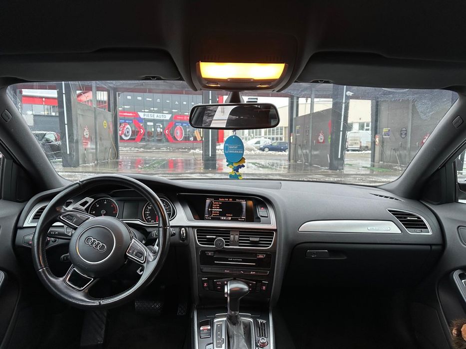 Audi A4 B8 Avant Quattro S-Tronic