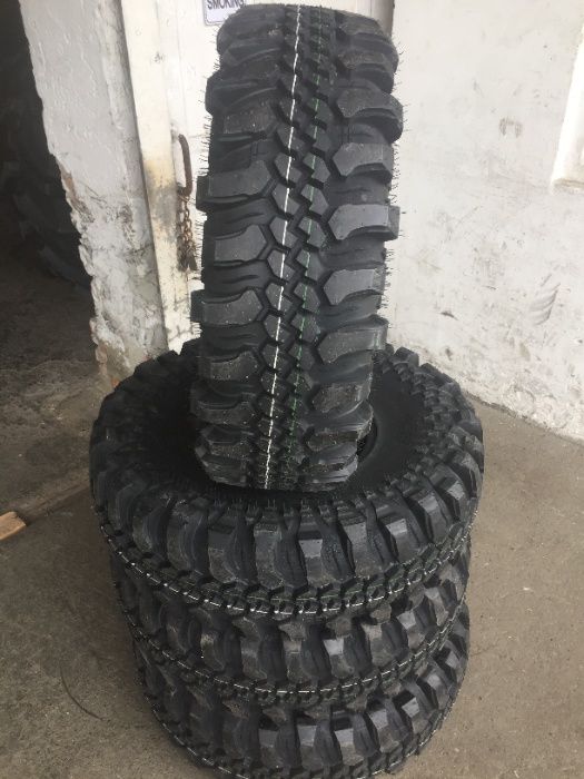 36x12.5-16 (325/80/16) CST MAXXIS Off ROAD CL18
