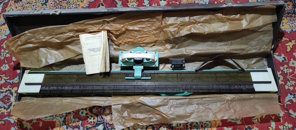 Вязаные машинка новая