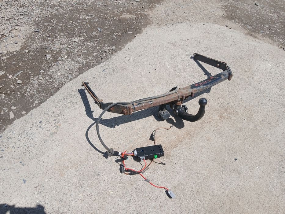 Carlig Remorcare Demontabil Ford Focus3 Hatchback din 2011