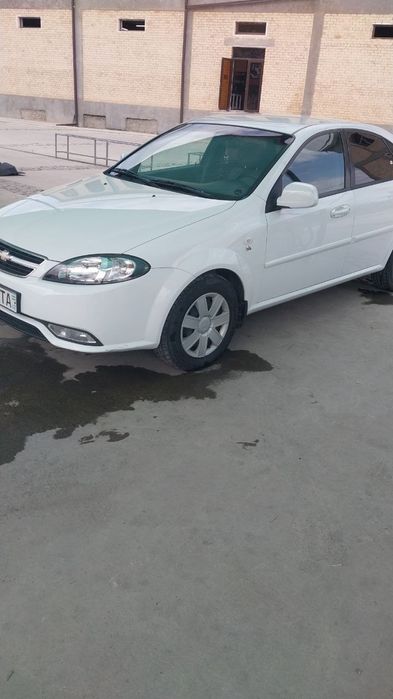 Автомашина сотилади