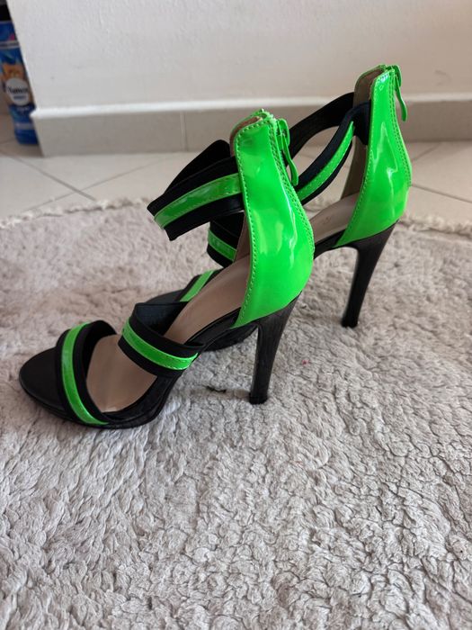 Дамски обувки различни модели