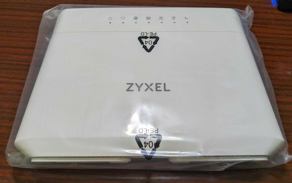 Модем новый Zyxel EMG5523-T50B