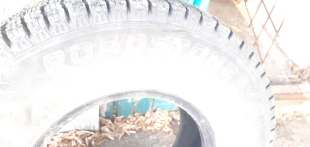 Продам  покрышки