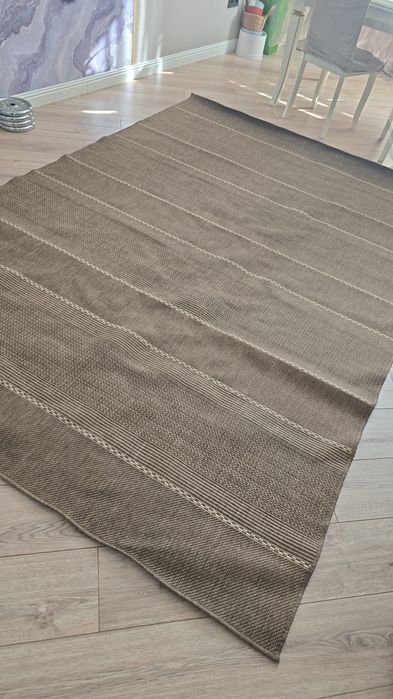 Продам ковры 2×3