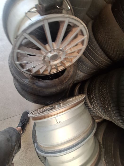 Vand 20 jante aliaj  pentru reciclare