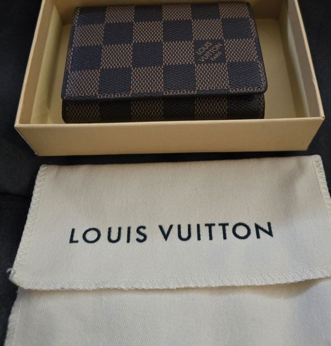 Оригинално дамско портмоне LV
