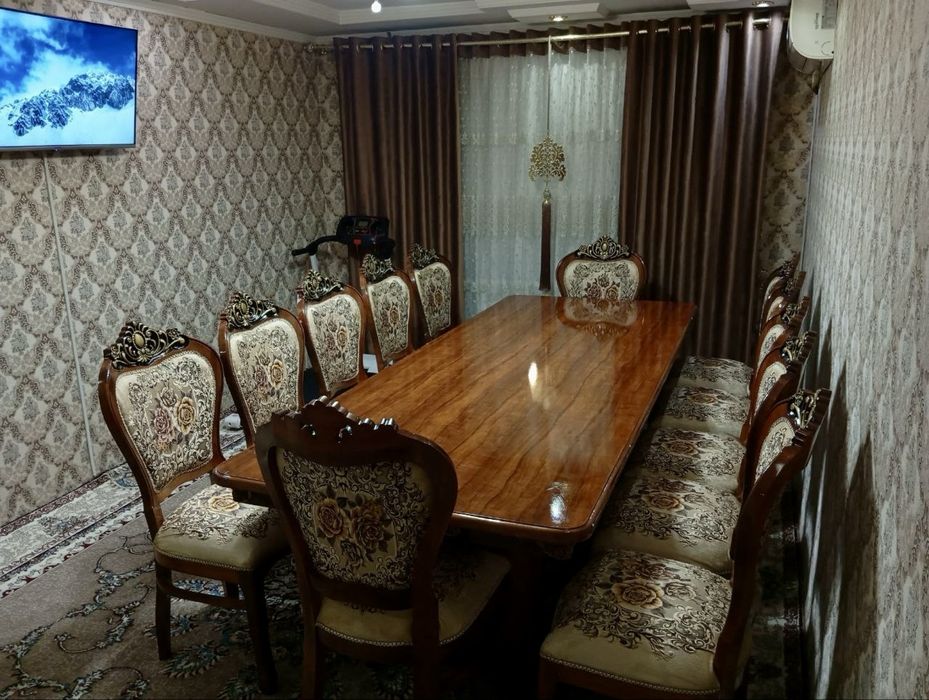 Стол стул сотилади