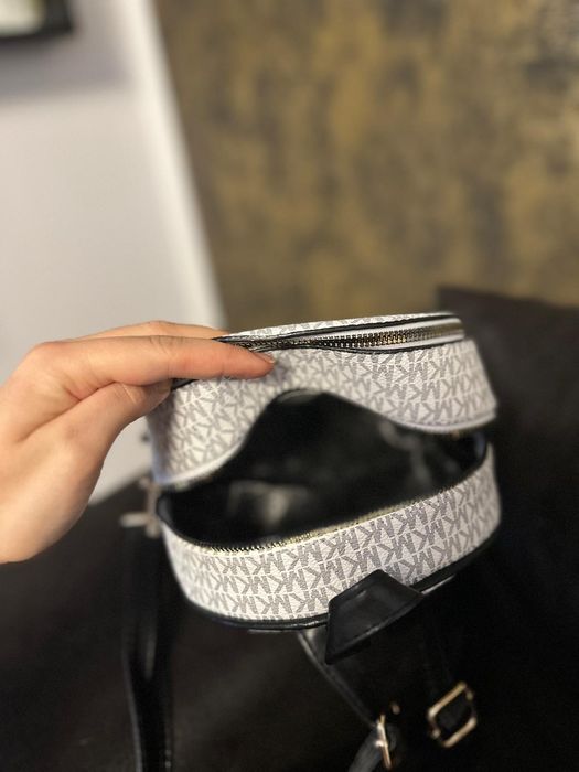 Rucsac Michael Kors diferite culori