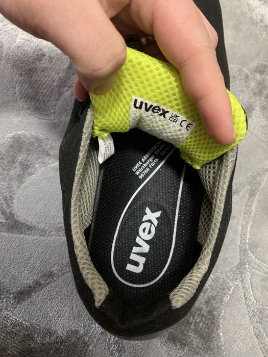 Bocanci protectie Uvex