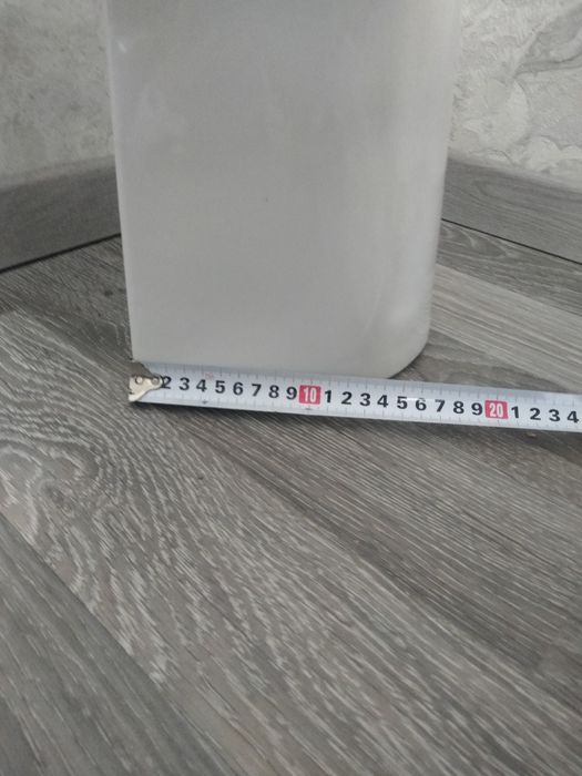 Пьедестал для раковины, фаянс, 66 см.
