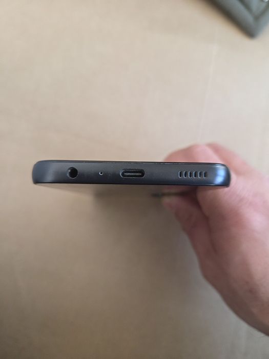 Samsung A24 Sotiladi.