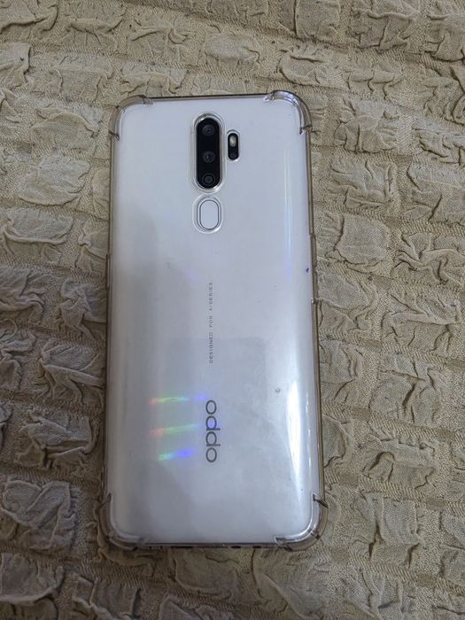 OPPO A5 2020 в белом цвете