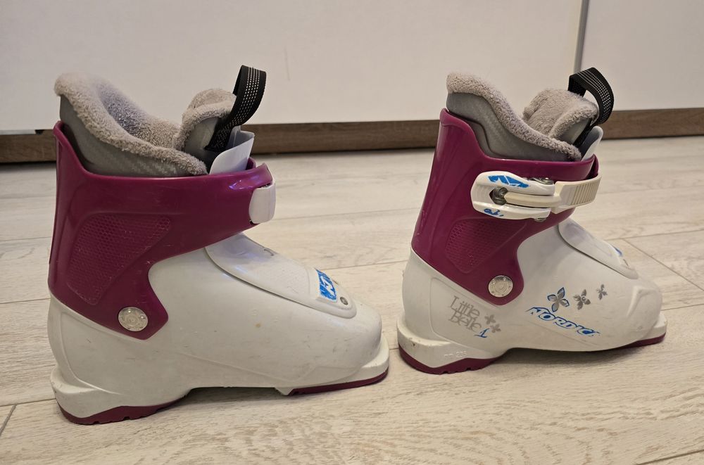 Clapari copii Nordica Little Belle 1 cu 195 mm lungimea talpicului