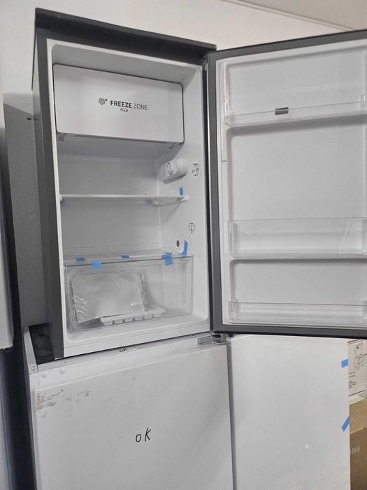 Frigider Exquisit KS117-3-010E argintiu,Capacitate 82 L,cu compartiment congelator !