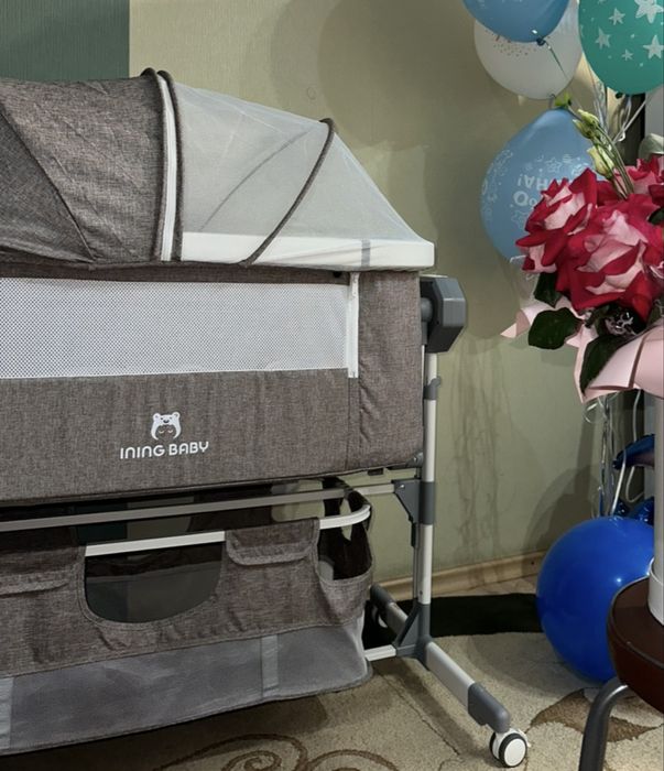 Электронный люлька манеж в отличном состояний