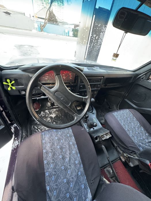 Лада нива 1999года