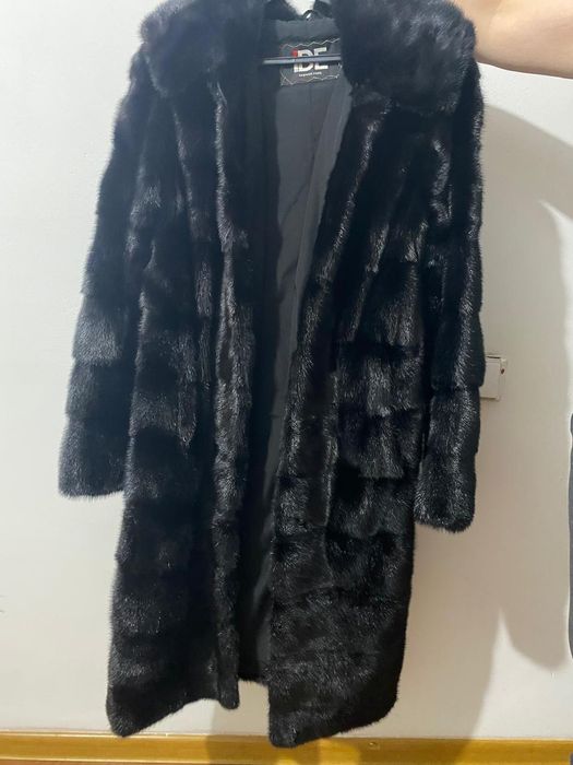 Продам норковую шубу