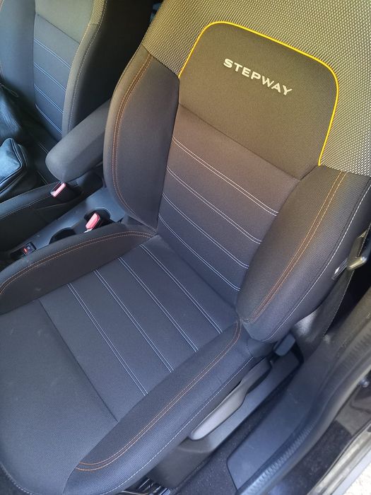 Dacia Sandero Stepway 3 GPL 88.000 km REALI | Încălzire Scaune | Revizii Reprezentanță | FULL