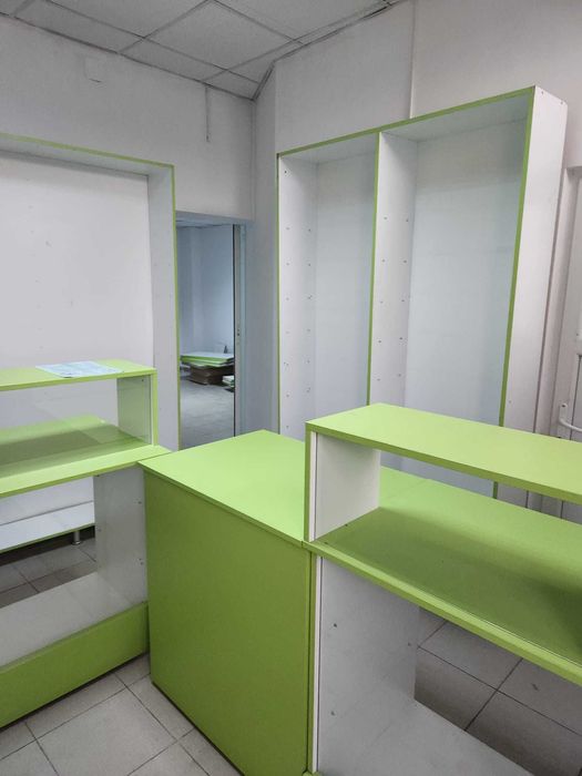 Mobilier Farmacie sau Magazin