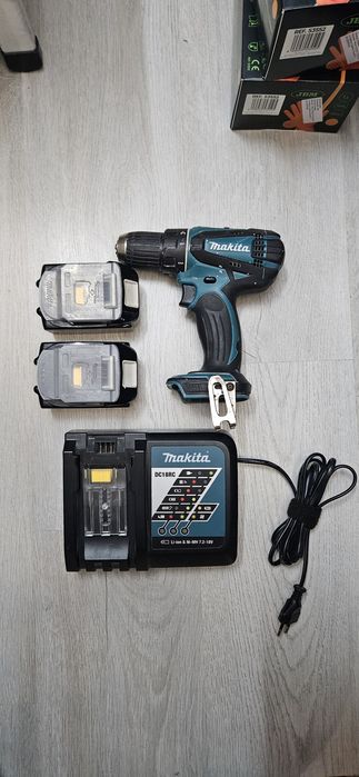Комплект Винтоверт Makita BDF465