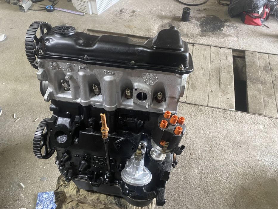 Мотор гольф 1.8 с пассат 1.8