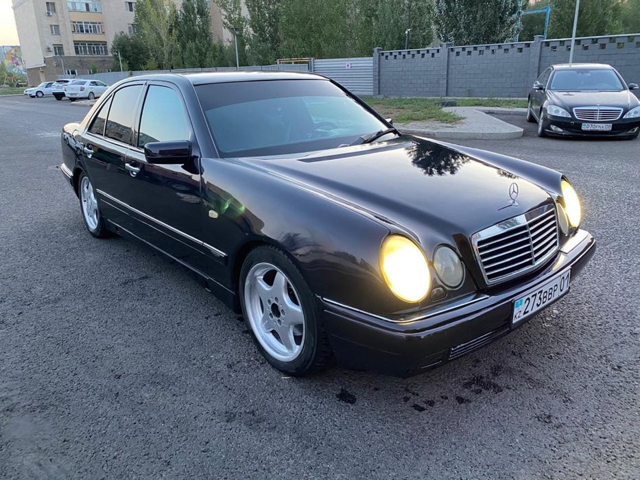 Мерседес Е 320 срочно
