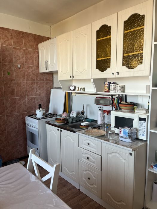 Продам кухонную гарнитуру