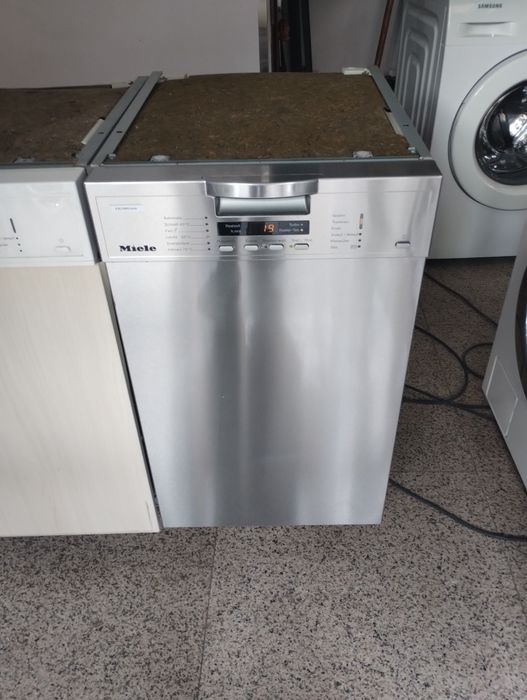 Съдомиялна Miele G1202 SCU  Inox 45 см