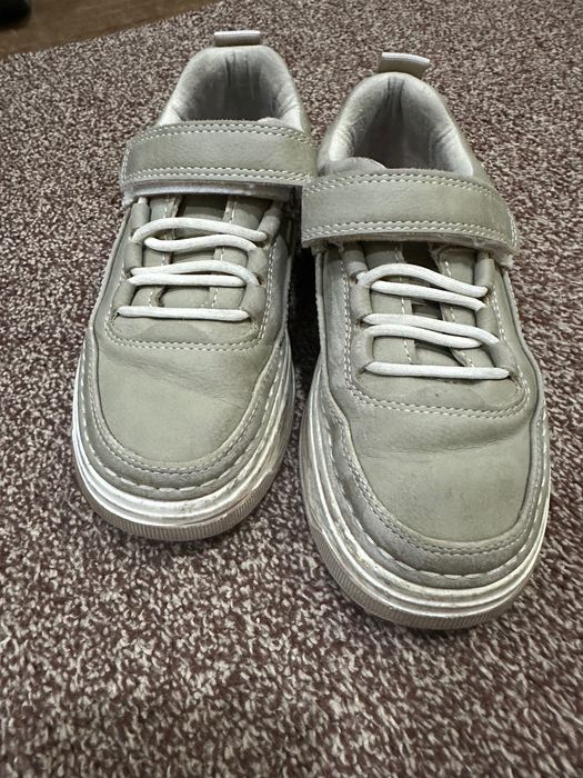 Кроссовки на мальчика