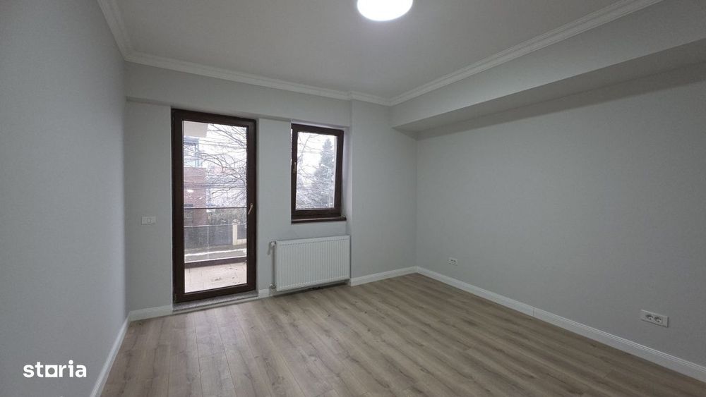 3 Camere Damaroaia bl nou