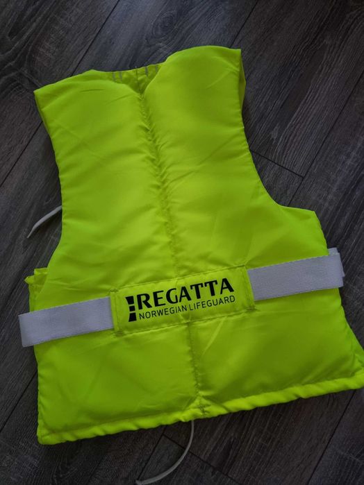 Спасителнa жилеткa Compass до 90 kg