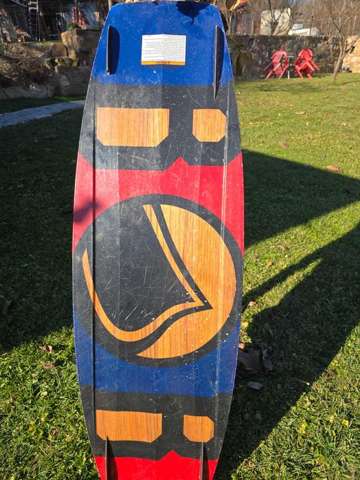 Уейкборд Liquid Force Synergy 137.