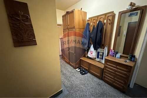Продава се Етаж от къща в Шумен, Пожарната - 110 кв.м за 1395 €/кв.м - Снимка #4
