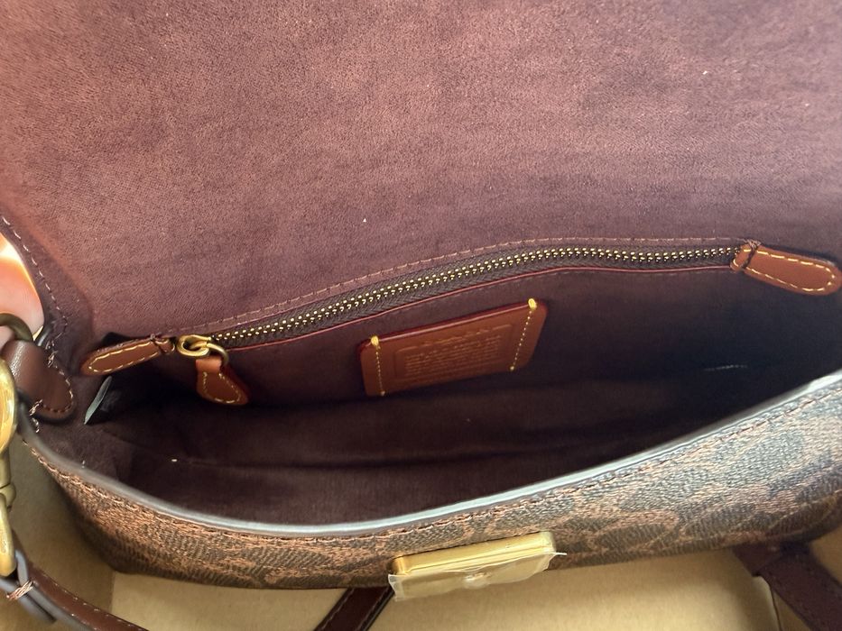 Coach Jet Shoulder Bag *Нова*