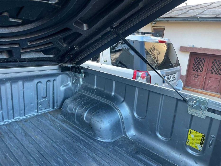 capac bena  toyota hilux 2018+
