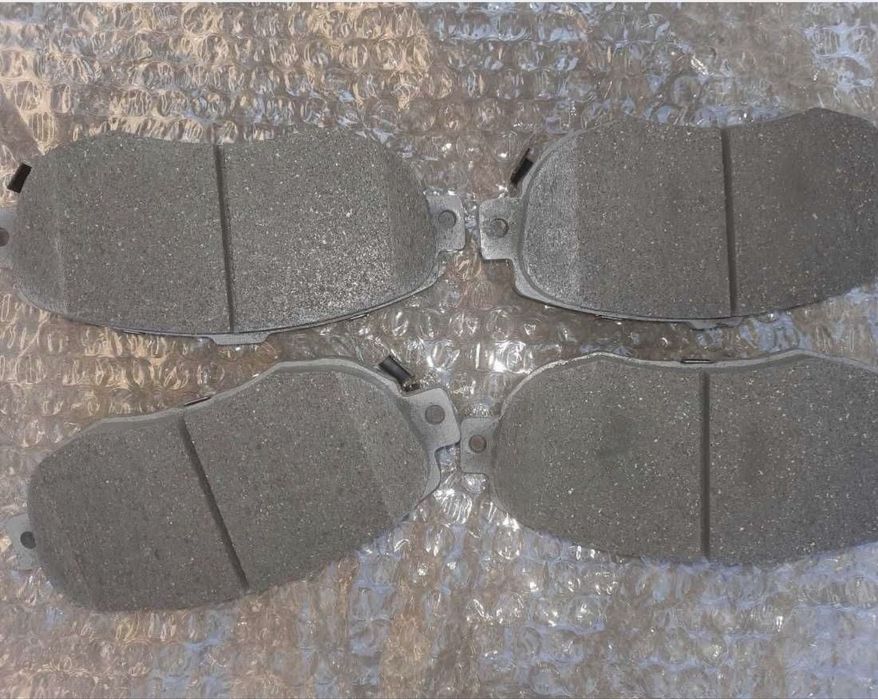 Set placute franta fata Lexus /Toyota Supra