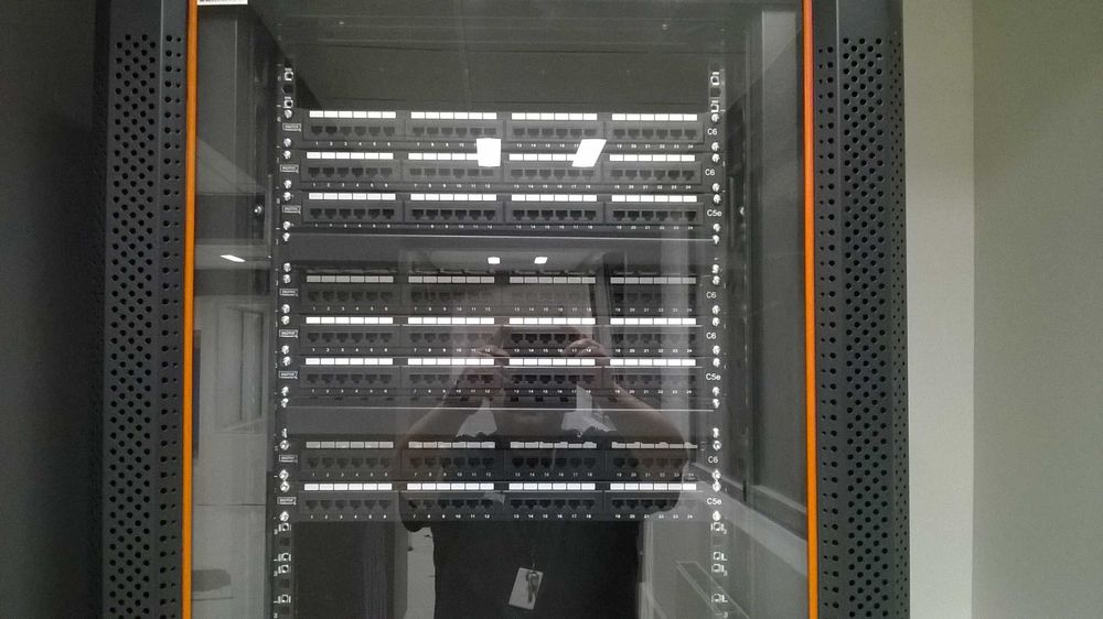 Cablare structurata, Configurare Routere,Mentenanta echipamente IT