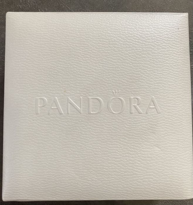 Продам браслет PANDORA