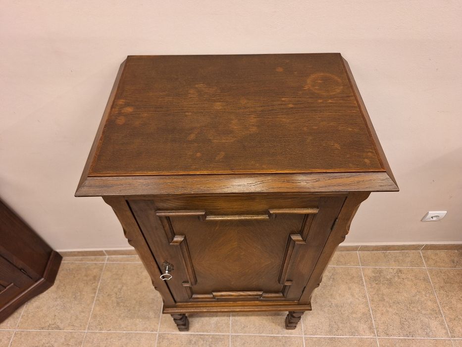 Винтидж шкаф дъб масив