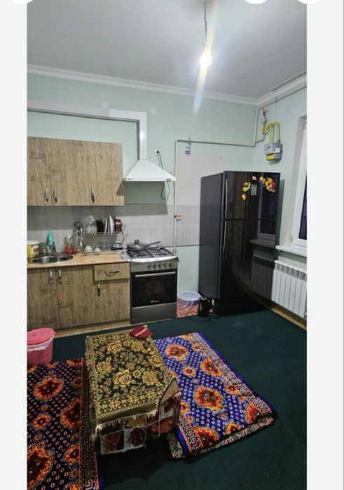 Qorasuv1da 3 xona oilaga ijaraga beriladi